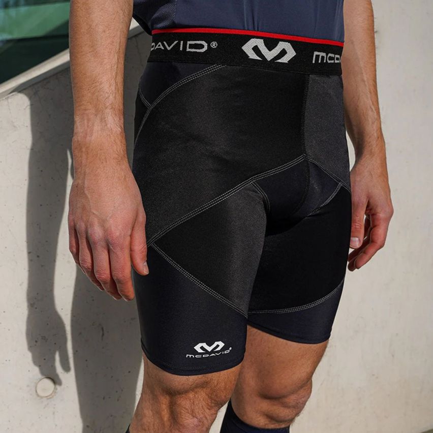 McDavid Cross Compression Shorts schwarz