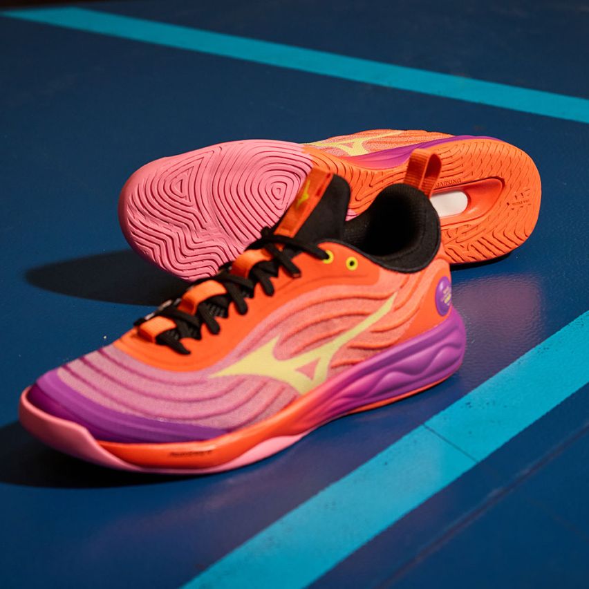 Mizuno Wave LUMINOUS ELITE Special Edition